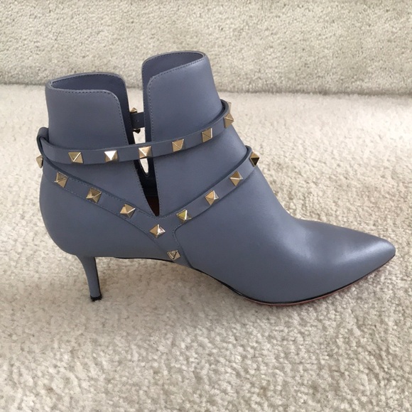 Valentino Rockstud Leather Bootie - Picture 5 of 16